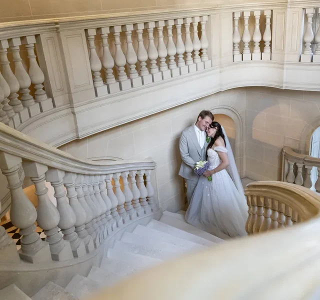 Des photos uniques dans le majestueux escalier