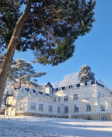 Se marier en hiver au Château du Mont Martin : une expérience inoubliable